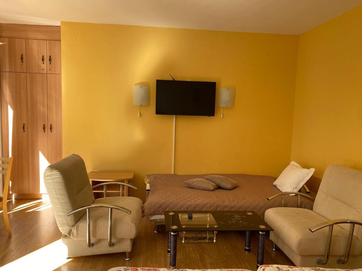 Apart Hotel Flora Residence - Clover Building Flat 09 보로베츠 외부 사진