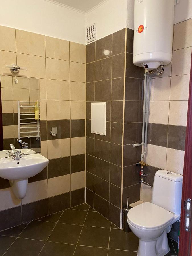 Apart Hotel Flora Residence - Clover Building Flat 09 보로베츠 외부 사진